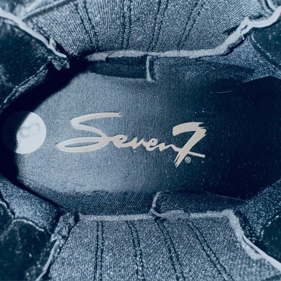 Seven7 Size 8 Austin Black Western Style Ankle Boots-Pointed Toe-Silver Star - Picture 7 of 8